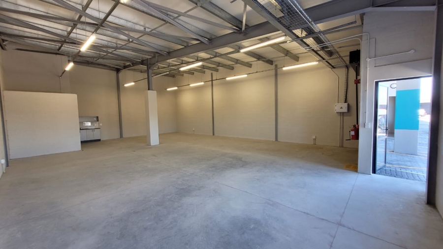 To Let commercial Property for Rent in Montague Gardens Western Cape